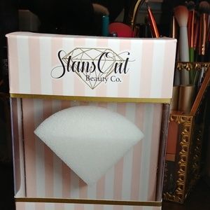Stans Out Beauty Co. Makeup Sponge